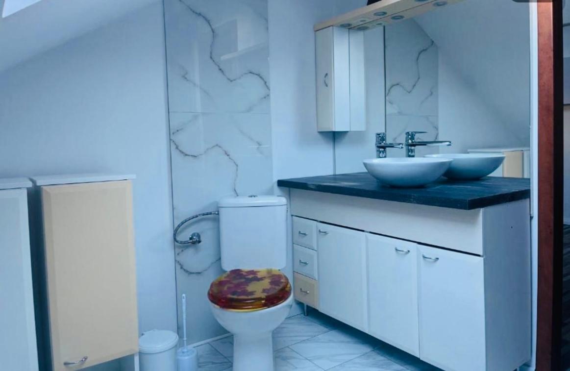 Jokai Apartman Komárno エクステリア 写真